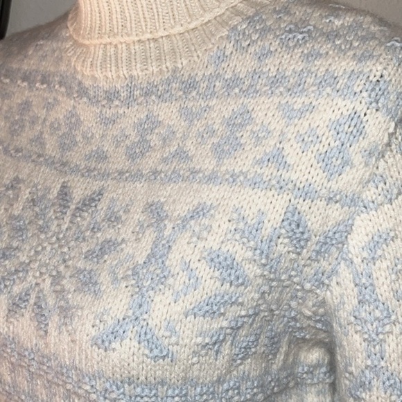 Ralph Lauren Women’s Black Label 100% Cashmere Blue Cream Turtleneck Sweater M - Picture 10 of 16